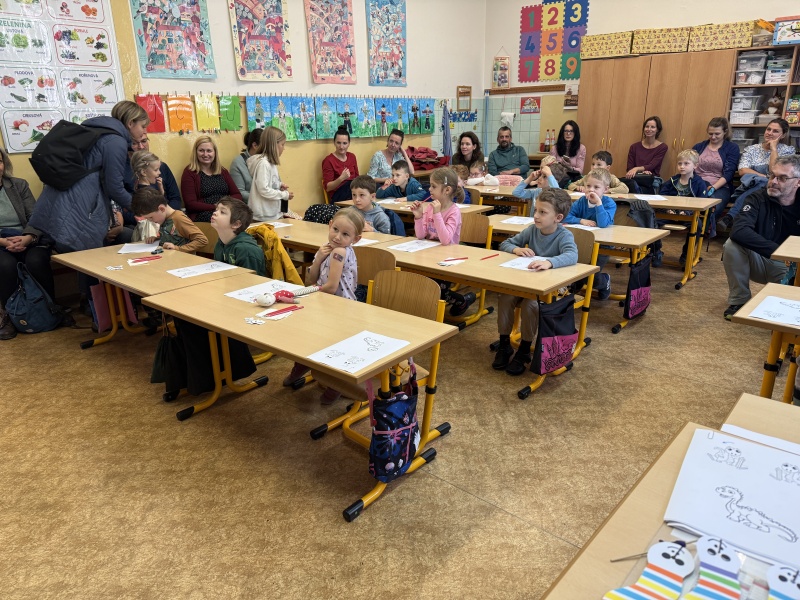 8E328686-2499-44DF-BA90-41E4D9183747