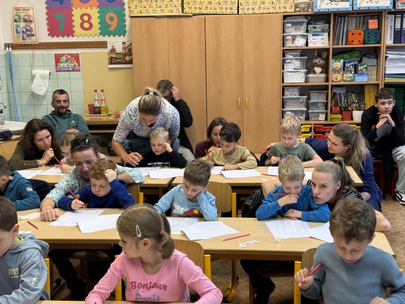 70304C80-9D58-4F00-BF90-C2EEF821551C